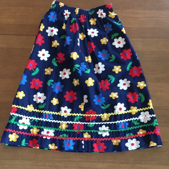 Bright & cheerful vintage 1960s ditzy daisies ric-rac skirt - Picture 3 of 15